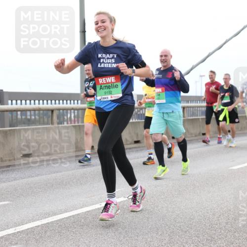 03.10.2025 - Köhlbrandbrückenlauf Lena Gebhardt http://msf.ph/oto/9202671 03.10.2025 15:49:59 Position 2 20, 9152, 8451 meine-sportfotos.de