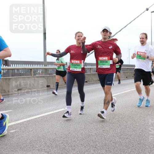 03.10.2025 - Köhlbrandbrückenlauf Lena Gebhardt http://msf.ph/oto/9202685 03.10.2025 15:50:02 Position 2 7578, 7542, 7541, 8540 meine-sportfotos.de