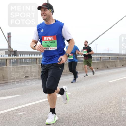 03.10.2025 - Köhlbrandbrückenlauf Lena Gebhardt http://msf.ph/oto/9203030 03.10.2025 15:51:33 Position 2 9604 meine-sportfotos.de