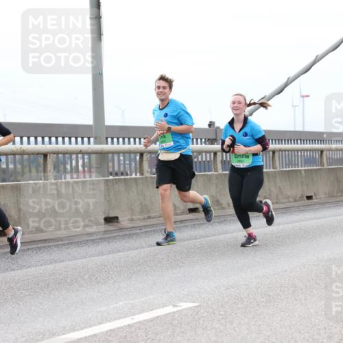 03.10.2025 - Köhlbrandbrückenlauf Lena Gebhardt http://msf.ph/oto/9203061 03.10.2025 15:51:40 Position 2 7996, 97, 9450 meine-sportfotos.de