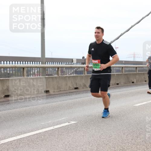 03.10.2025 - Köhlbrandbrückenlauf Lena Gebhardt http://msf.ph/oto/9203067 03.10.2025 15:51:42 Position 2 9158 meine-sportfotos.de