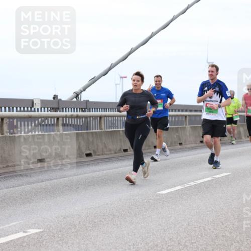 03.10.2025 - Köhlbrandbrückenlauf Lena Gebhardt http://msf.ph/oto/9203071 03.10.2025 15:51:43 Position 2 91, 8478 meine-sportfotos.de