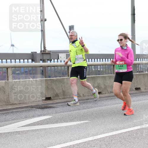 03.10.2025 - Köhlbrandbrückenlauf Lena Gebhardt http://msf.ph/oto/9203107 03.10.2025 15:51:50 Position 2 8831 meine-sportfotos.de