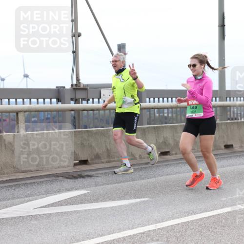 03.10.2025 - Köhlbrandbrückenlauf Lena Gebhardt http://msf.ph/oto/9203108 03.10.2025 15:51:50 Position 2 8831 meine-sportfotos.de