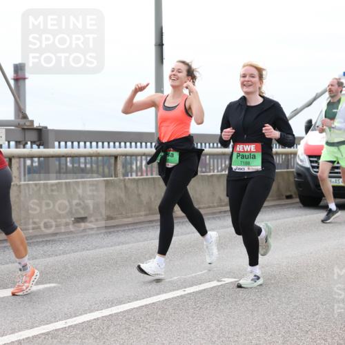 03.10.2025 - Köhlbrandbrückenlauf Lena Gebhardt http://msf.ph/oto/9203288 03.10.2025 15:52:27 Position 2 7572, 7188 meine-sportfotos.de