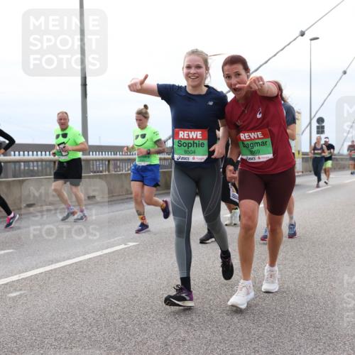 03.10.2025 - Köhlbrandbrückenlauf Lena Gebhardt http://msf.ph/oto/9203488 03.10.2025 15:53:13 Position 2 8504, 9069 meine-sportfotos.de