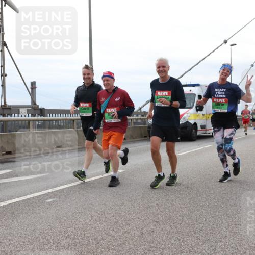 03.10.2025 - Köhlbrandbrückenlauf Lena Gebhardt http://msf.ph/oto/9203514 03.10.2025 15:53:19 Position 2 947, 9155 meine-sportfotos.de
