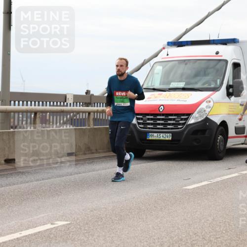 03.10.2025 - Köhlbrandbrückenlauf Lena Gebhardt http://msf.ph/oto/9203640 03.10.2025 15:53:48 Position 2 91, 7941, 42, 85, 4, 4249 meine-sportfotos.de