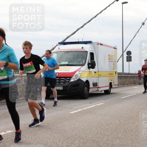03.10.2025 - Köhlbrandbrückenlauf Lena Gebhardt http://msf.ph/oto/9203804 03.10.2025 15:54:22 Position 2 8161, 8162, 42, 85, 1, 1, 3, 4249 meine-sportfotos.de