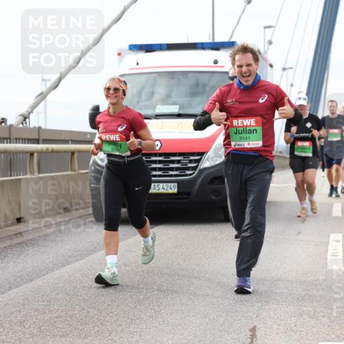 03.10.2025 - Köhlbrandbrückenlauf Lena Gebhardt http://msf.ph/oto/9204094 03.10.2025 15:55:31 Position 2 9, 955, 42, 85, 4, 458, 9141, 4249 meine-sportfotos.de