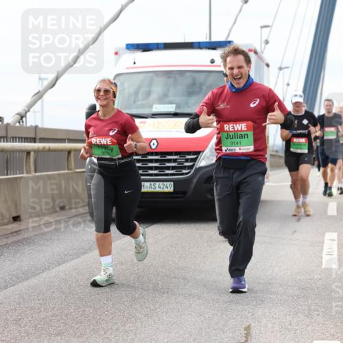 03.10.2025 - Köhlbrandbrückenlauf Lena Gebhardt http://msf.ph/oto/9204095 03.10.2025 15:55:31 Position 2 9, 9556, 42, 85, 4, 4249, 9141 meine-sportfotos.de