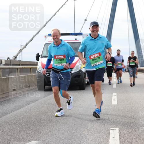 03.10.2025 - Köhlbrandbrückenlauf Lena Gebhardt http://msf.ph/oto/9204564 03.10.2025 15:57:25 Position 2 8906, 8907 meine-sportfotos.de
