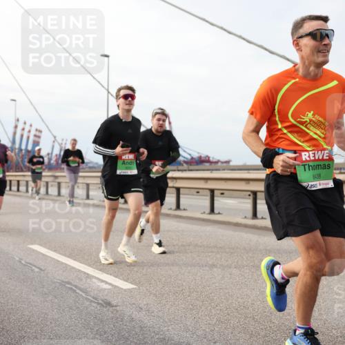 03.10.2025 - Köhlbrandbrückenlauf Lena Gebhardt http://msf.ph/oto/9204805 03.10.2025 15:58:45 Position 2 8438 meine-sportfotos.de