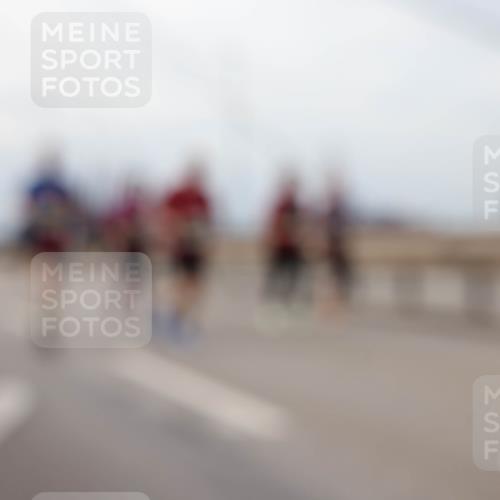 03.10.2025 - Köhlbrandbrückenlauf Lena Gebhardt http://msf.ph/oto/9204912 03.10.2025 15:59:04 Position 2  meine-sportfotos.de