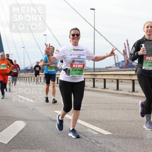 03.10.2025 - Köhlbrandbrückenlauf Lena Gebhardt http://msf.ph/oto/9205054 03.10.2025 15:59:44 Position 2 8536, 21, 202, 9194, 9636 meine-sportfotos.de