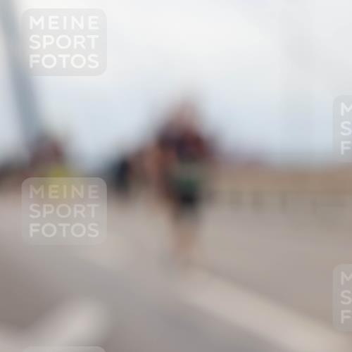 03.10.2025 - Köhlbrandbrückenlauf Lena Gebhardt http://msf.ph/oto/9205289 03.10.2025 16:00:33 Position 2  meine-sportfotos.de