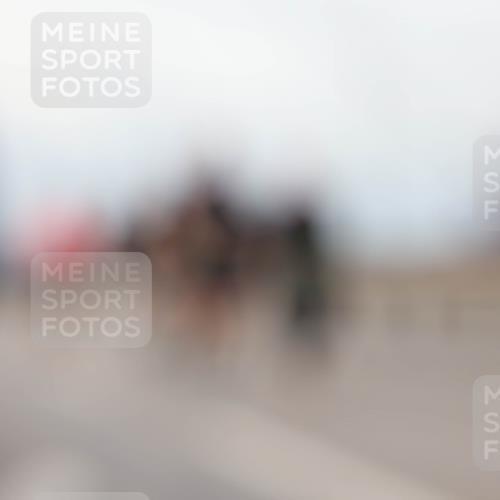 03.10.2025 - Köhlbrandbrückenlauf Lena Gebhardt http://msf.ph/oto/9205337 03.10.2025 16:00:46 Position 2  meine-sportfotos.de
