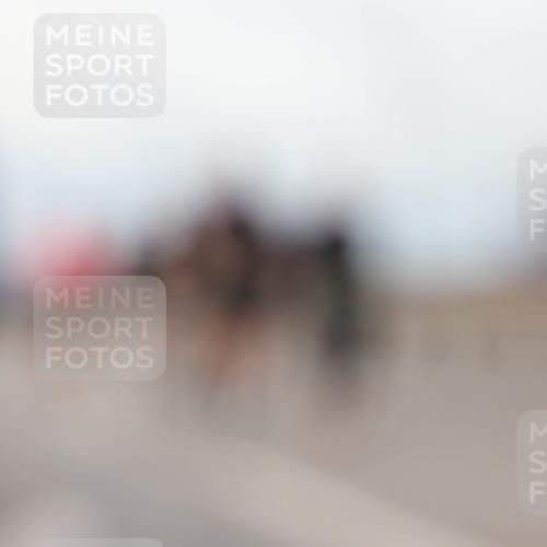 03.10.2025 - Köhlbrandbrückenlauf Lena Gebhardt http://msf.ph/oto/9205338 03.10.2025 16:00:46 Position 2  meine-sportfotos.de