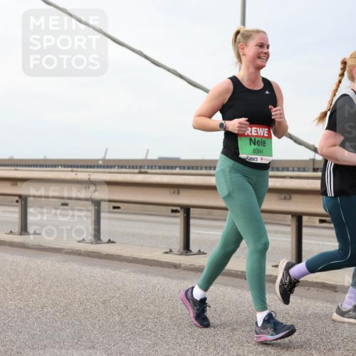 03.10.2025 - Köhlbrandbrückenlauf Lena Gebhardt http://msf.ph/oto/9205894 03.10.2025 16:02:55 Position 2 8394 meine-sportfotos.de