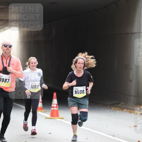 05.10.2025 - 20. swb-Marathon Bremen Michael Strokosch http://msf.ph/oto/9206177 05.10.2025 10:46:49 Laufen 9987, 10817, 9506 meine-sportfotos.de
