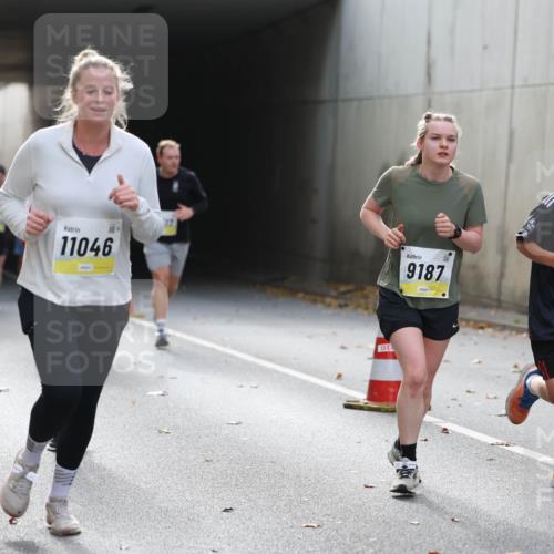 05.10.2025 - 20. swb-Marathon Bremen Michael Strokosch http://msf.ph/oto/9206336 05.10.2025 10:48:08 Laufen 10066, 11046, 9187, 3439 meine-sportfotos.de