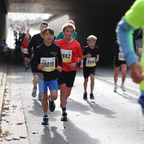 05.10.2025 - 20. swb-Marathon Bremen Michael Strokosch http://msf.ph/oto/9206383 05.10.2025 10:48:28 Laufen 662, 0019, 9956, 103, 106 meine-sportfotos.de