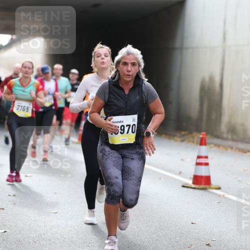 05.10.2025 - 20. swb-Marathon Bremen Michael Strokosch http://msf.ph/oto/9206563 05.10.2025 10:49:54 Laufen 7165, 970 meine-sportfotos.de