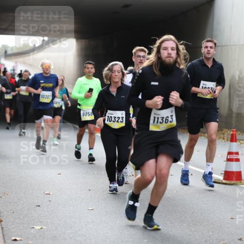 05.10.2025 - 20. swb-Marathon Bremen Michael Strokosch http://msf.ph/oto/9206585 05.10.2025 10:50:03 Laufen 10107, 10307, 0611, 9856, 10323, 11363, 1007 meine-sportfotos.de