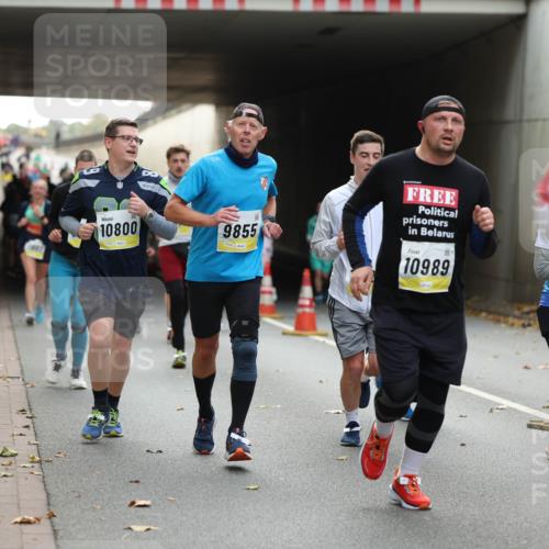 05.10.2025 - 20. swb-Marathon Bremen Michael Strokosch http://msf.ph/oto/9206652 05.10.2025 10:50:30 Laufen 1442, 10800, 9855, 10989, 201 meine-sportfotos.de