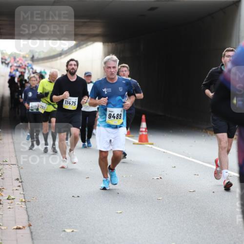 05.10.2025 - 20. swb-Marathon Bremen Michael Strokosch http://msf.ph/oto/9206771 05.10.2025 10:51:24 Laufen 6172, 280, 11475, 9489, 1064 meine-sportfotos.de