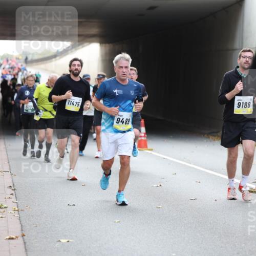 05.10.2025 - 20. swb-Marathon Bremen Michael Strokosch http://msf.ph/oto/9206772 05.10.2025 10:51:24 Laufen 5172, 11475, 9489, 9188, 1 meine-sportfotos.de