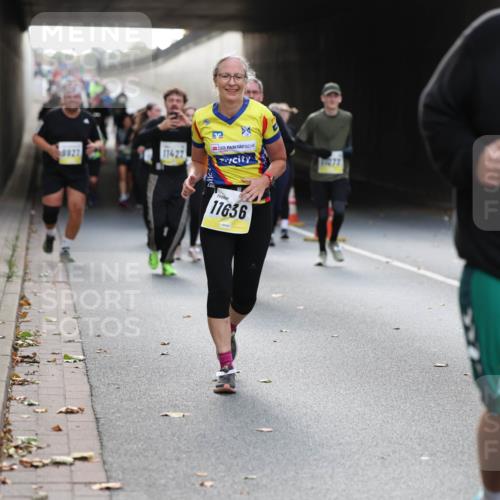 05.10.2025 - 20. swb-Marathon Bremen Michael Strokosch http://msf.ph/oto/9206850 05.10.2025 10:58:28 Laufen 19927, 11427, 11636, 11877, 1112 meine-sportfotos.de