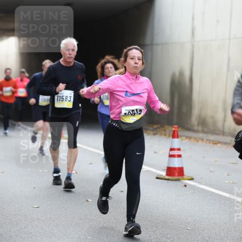 05.10.2025 - 20. swb-Marathon Bremen Michael Strokosch http://msf.ph/oto/9206915 05.10.2025 10:52:08 Laufen 11583, 700 meine-sportfotos.de