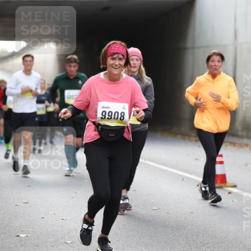 05.10.2025 - 20. swb-Marathon Bremen Michael Strokosch http://msf.ph/oto/9206943 05.10.2025 10:58:49 Laufen 1007, 9908 meine-sportfotos.de