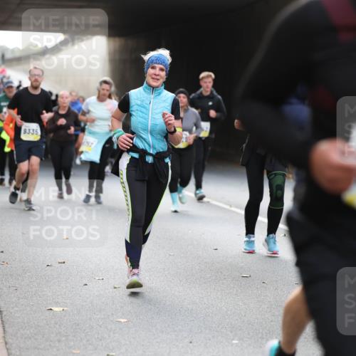 05.10.2025 - 20. swb-Marathon Bremen Michael Strokosch http://msf.ph/oto/9206996 05.10.2025 10:58:58 Laufen 9335, 10451 meine-sportfotos.de