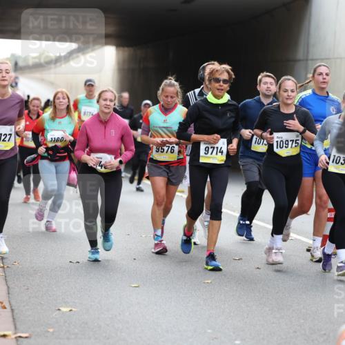 05.10.2025 - 20. swb-Marathon Bremen Michael Strokosch http://msf.ph/oto/9207027 05.10.2025 10:52:34 Laufen 10127, 1160, 174, 1015, 10975, 9576, 9714, 10395, 10 meine-sportfotos.de