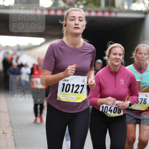 05.10.2025 - 20. swb-Marathon Bremen Michael Strokosch http://msf.ph/oto/9207040 05.10.2025 10:52:36 Laufen 10127, 01916, 10408, 576, 9 meine-sportfotos.de