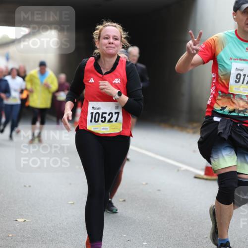 05.10.2025 - 20. swb-Marathon Bremen Michael Strokosch http://msf.ph/oto/9207056 05.10.2025 10:52:39 Laufen 20, 9174, 01818, 10527, 02593 meine-sportfotos.de