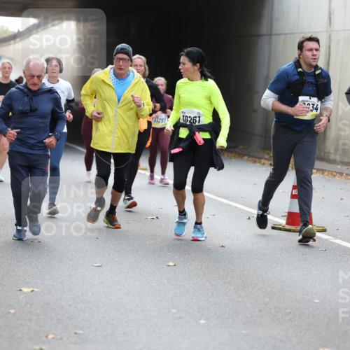 05.10.2025 - 20. swb-Marathon Bremen Michael Strokosch http://msf.ph/oto/9207069 05.10.2025 10:52:41 Laufen 11612, 11291, 261, 34, 9330 meine-sportfotos.de