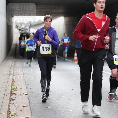 05.10.2025 - 20. swb-Marathon Bremen Michael Strokosch http://msf.ph/oto/9207089 05.10.2025 10:59:18 Laufen 11169, 11676 meine-sportfotos.de