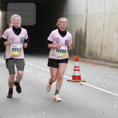 05.10.2025 - 20. swb-Marathon Bremen Michael Strokosch http://msf.ph/oto/9207137 05.10.2025 10:52:57 Laufen 9582, 9952, 10080 meine-sportfotos.de