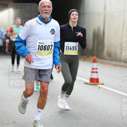05.10.2025 - 20. swb-Marathon Bremen Michael Strokosch http://msf.ph/oto/9207164 05.10.2025 10:53:03 Laufen 10607, 02452, 11495 meine-sportfotos.de
