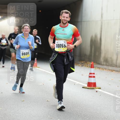 05.10.2025 - 20. swb-Marathon Bremen Michael Strokosch http://msf.ph/oto/9207184 05.10.2025 10:53:05 Laufen 1172, 2, 25, 9608, 10055, 1004 meine-sportfotos.de