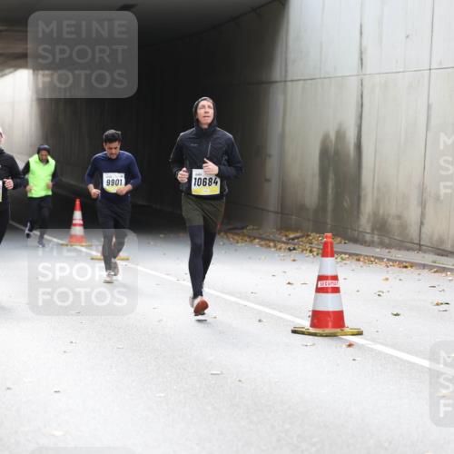 05.10.2025 - 20. swb-Marathon Bremen Michael Strokosch http://msf.ph/oto/9207224 05.10.2025 10:59:53 Laufen 11468, 312, 70, 10498, 9901, 10684, 00 meine-sportfotos.de