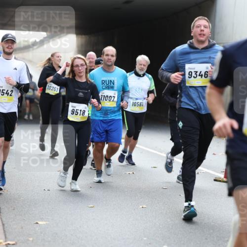 05.10.2025 - 20. swb-Marathon Bremen Michael Strokosch http://msf.ph/oto/9207246 05.10.2025 10:53:19 Laufen 9349, 9542, 10353, 9518, 11007, 1056, 9346, 11462 meine-sportfotos.de