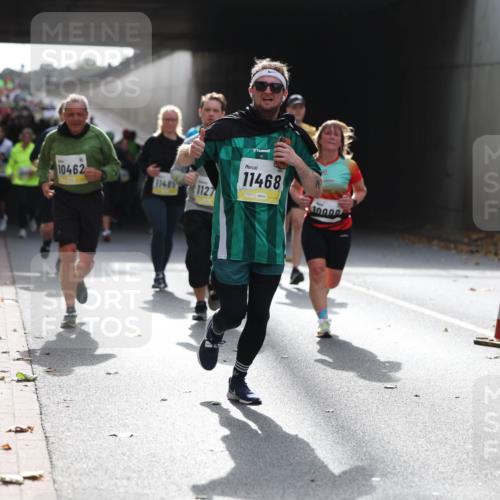05.10.2025 - 20. swb-Marathon Bremen Michael Strokosch http://msf.ph/oto/9207253 05.10.2025 11:00:00 Laufen 10462, 11485, 1127, 11468, 10999 meine-sportfotos.de