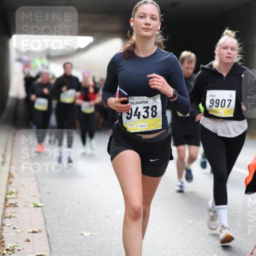 05.10.2025 - 20. swb-Marathon Bremen Michael Strokosch http://msf.ph/oto/9207305 05.10.2025 11:00:11 Laufen 9438, 02197, 9907 meine-sportfotos.de