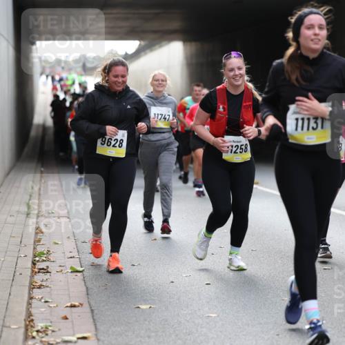 05.10.2025 - 20. swb-Marathon Bremen Michael Strokosch http://msf.ph/oto/9207319 05.10.2025 11:00:16 Laufen 9628, 21747, 1258, 11131, 100 meine-sportfotos.de