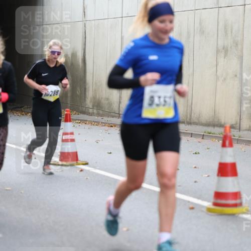05.10.2025 - 20. swb-Marathon Bremen Michael Strokosch http://msf.ph/oto/9207403 05.10.2025 11:00:37 Laufen 737, 10854, 10286, 9357 meine-sportfotos.de