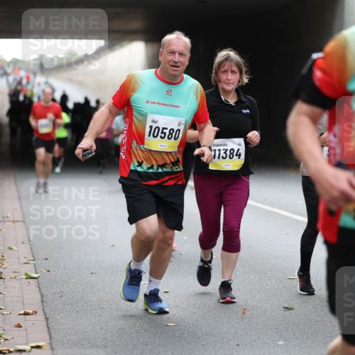 05.10.2025 - 20. swb-Marathon Bremen Michael Strokosch http://msf.ph/oto/9207429 05.10.2025 11:00:43 Laufen 20, 10580, 11384, 10776 meine-sportfotos.de